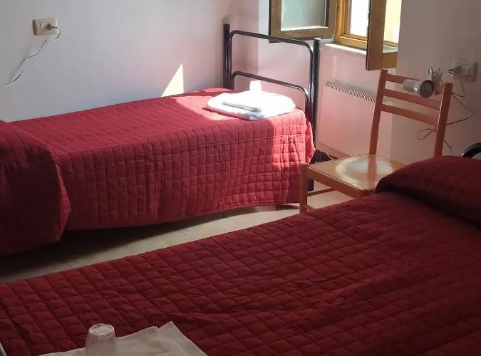 Hostel Ninin De Ma' Framura