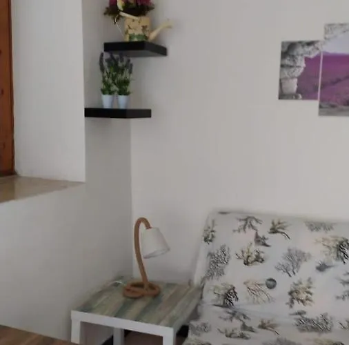 Ninin De Ma' Hostel *