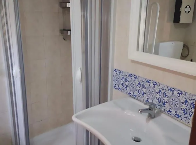 Hostel Ninin De Ma' Framura