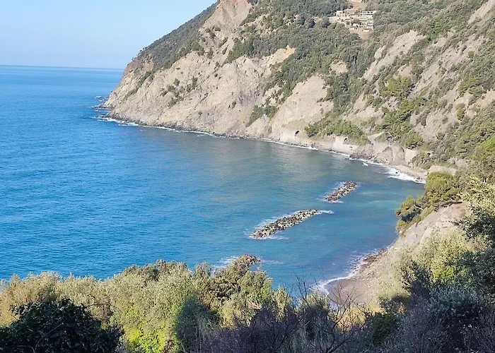 Hostel Ninin De Ma' Framura