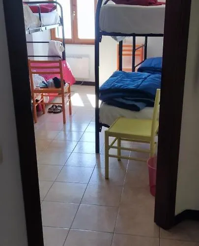 Ninin De Ma' Hostel Framura